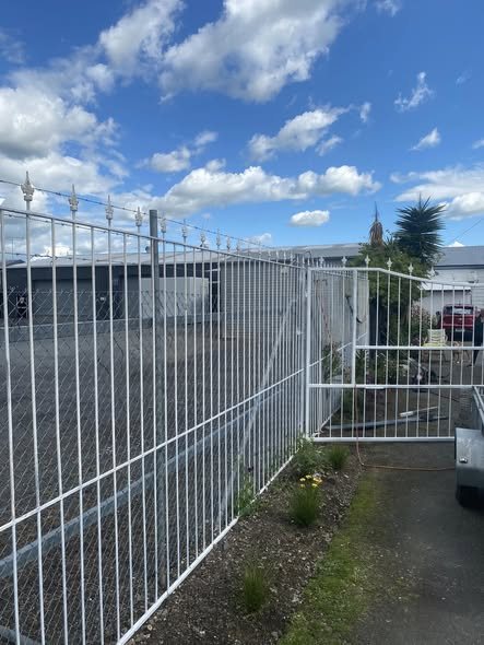 Fence and matching gate fitted on site